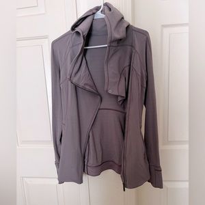 Perfect condition!!!  Lululemon jacket size 4